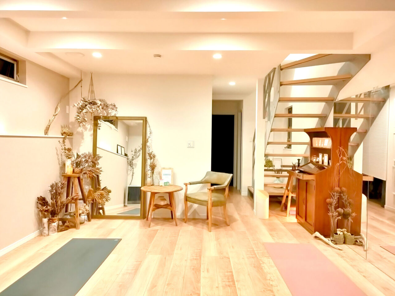yoga salon YUJ