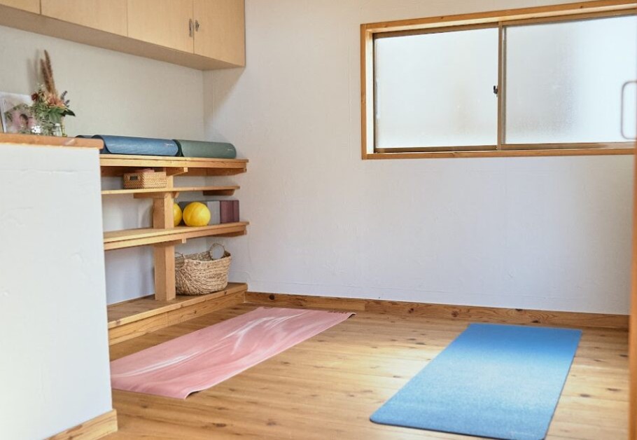 Pilates studio【hourglass】