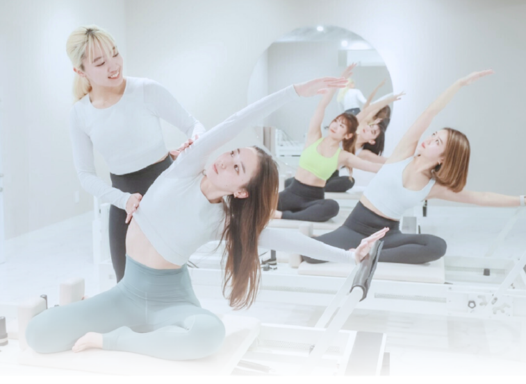 PILATES STUDIO TOU 西梅田店
