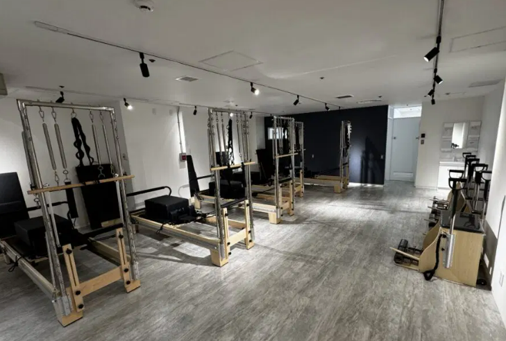 Rive Pilates 阪急塚口店